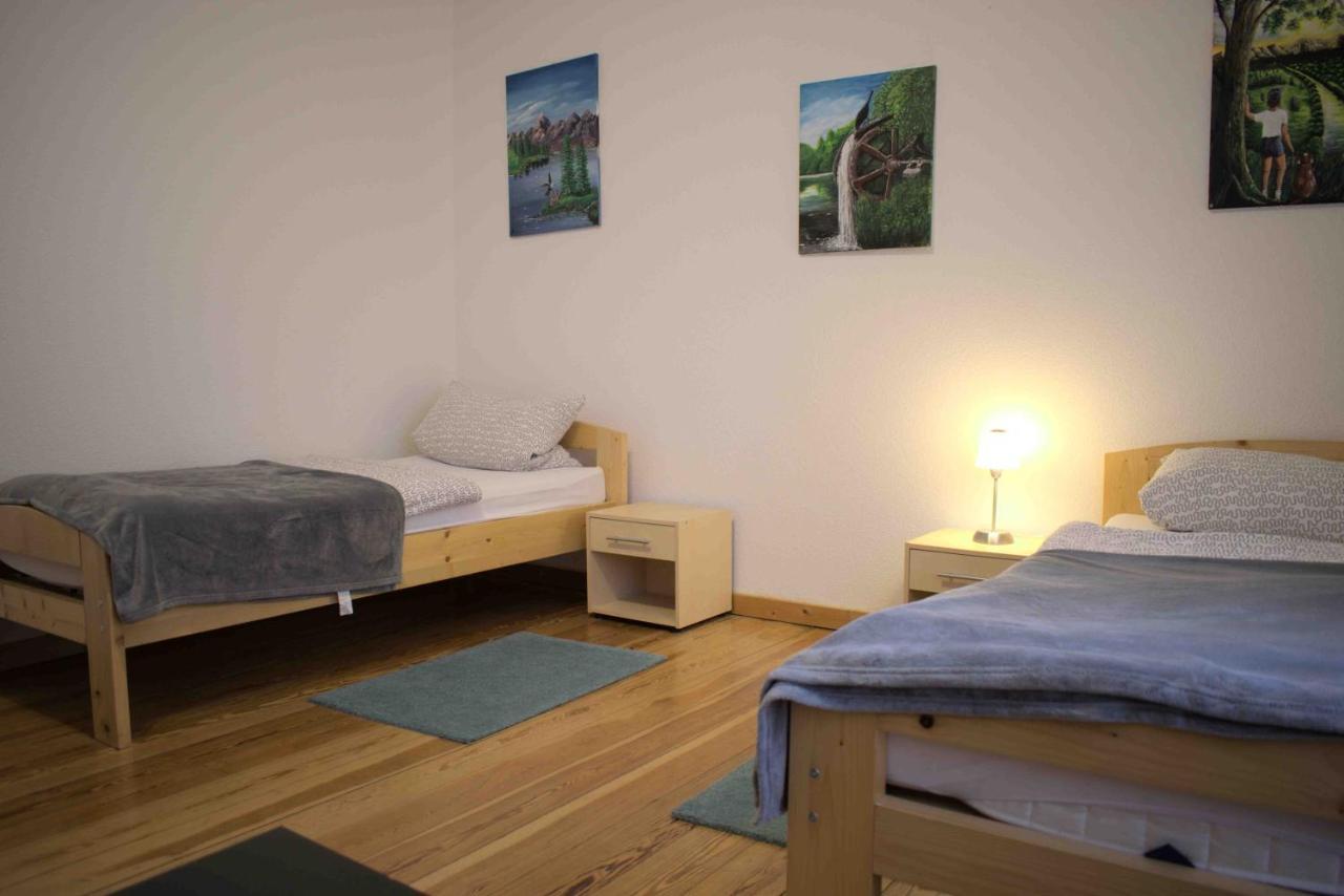 Goldstadt Ferienwohnung 普福尔茨海姆 外观 照片